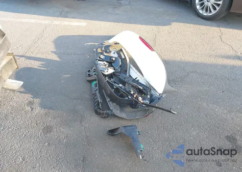 2017 Jeep Cherokee Trailhawk 4X4 from USA, damaged, VIN 1C4PJMBS0HW622172